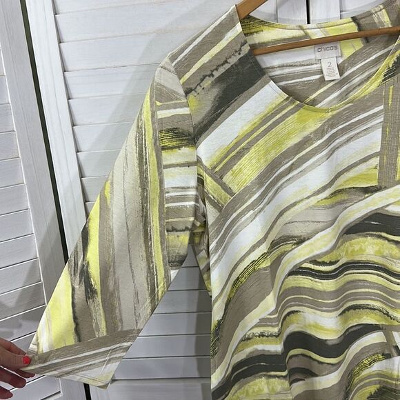 Chico's Top Size 1 (8) Stretch Angled Hemline - Picture 4 of 14